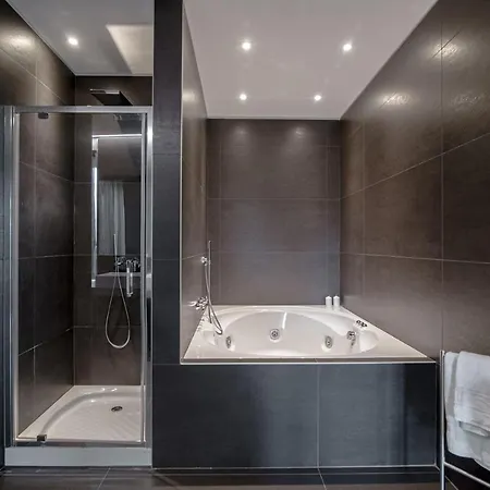 Villa Maraini Lake View - Sauna & Jacuzzi