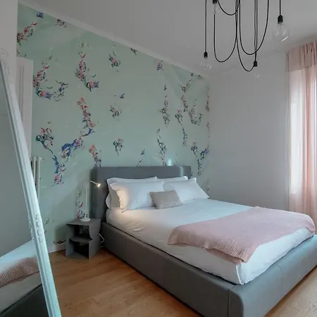 Villa Maraini Lake View - Sauna & Jacuzzi