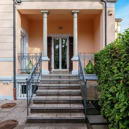 Maraini Lake View - Sauna & Jacuzzi Villa *